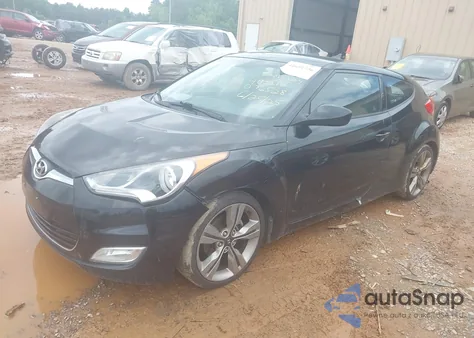 2012 Hyundai Veloster Base W/Black z USA, uszkodzony, nr VIN KMHTC6AD0CU076528